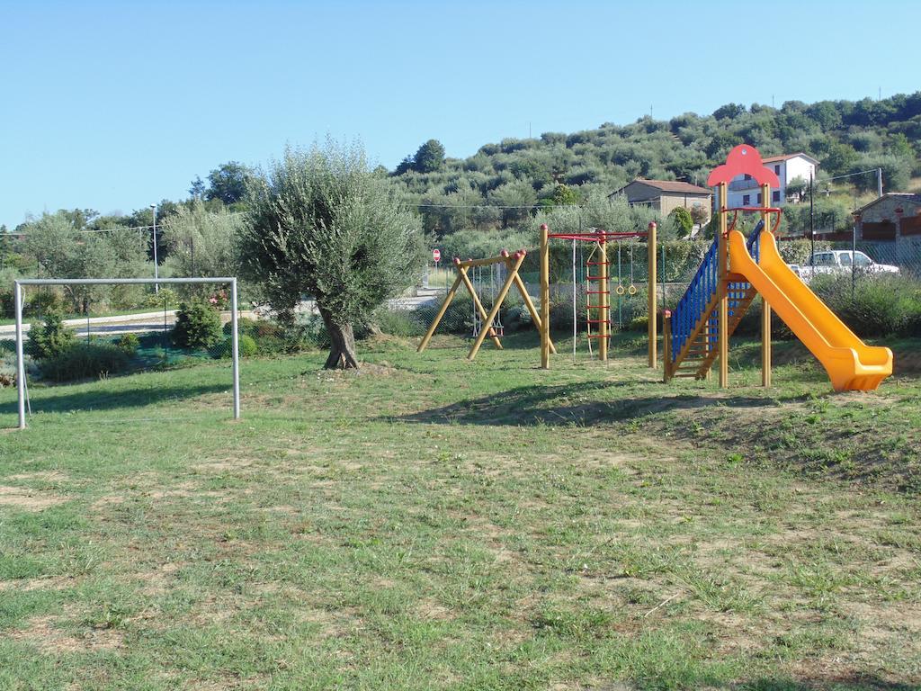 Il Borgo Sul Lago Monte del Lago Exteriér fotografie