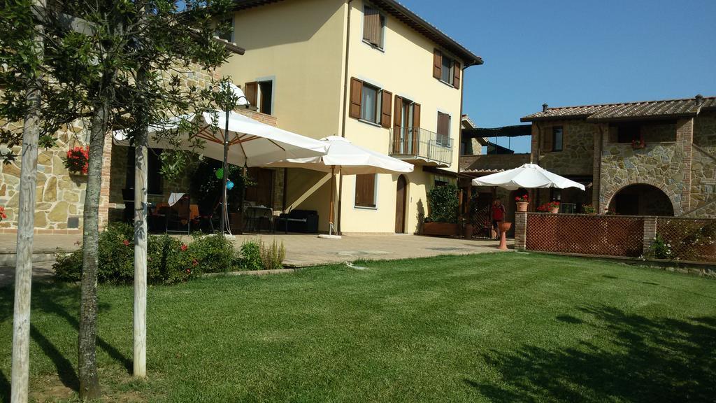 Il Borgo Sul Lago Monte del Lago Exteriér fotografie