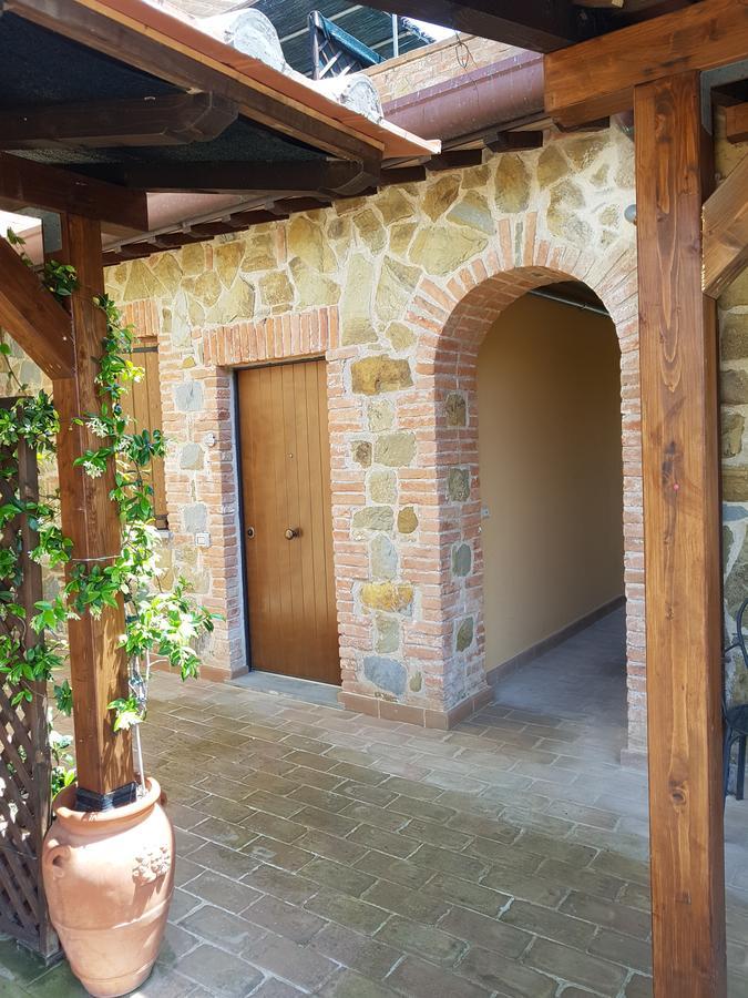Il Borgo Sul Lago Monte del Lago Exteriér fotografie