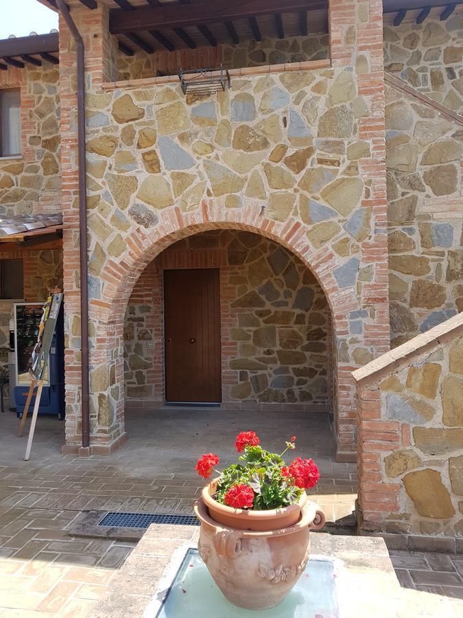 Il Borgo Sul Lago Monte del Lago Exteriér fotografie